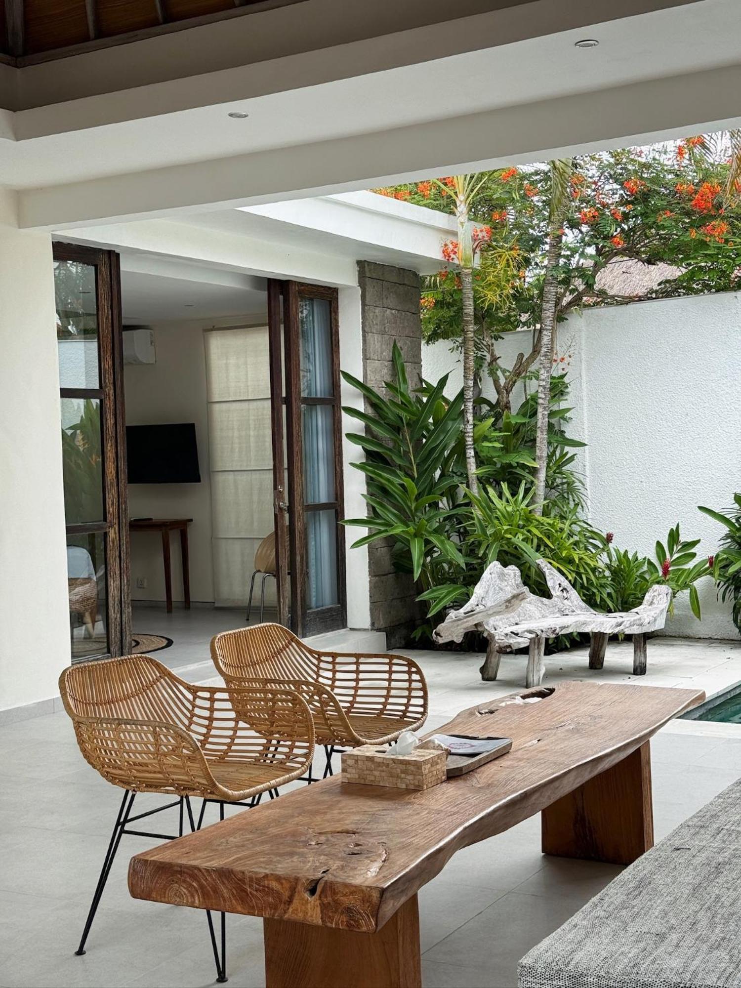 Aster Villa Seminyak 外观 照片
